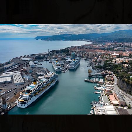 Il Talismano-In Citta -Vicino Al Mare Διαμέρισμα Σαβόνα Εξωτερικό φωτογραφία